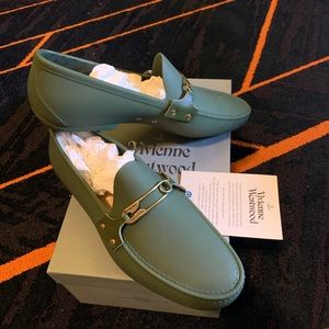 Vivienne westwood safety pin moccassin green color